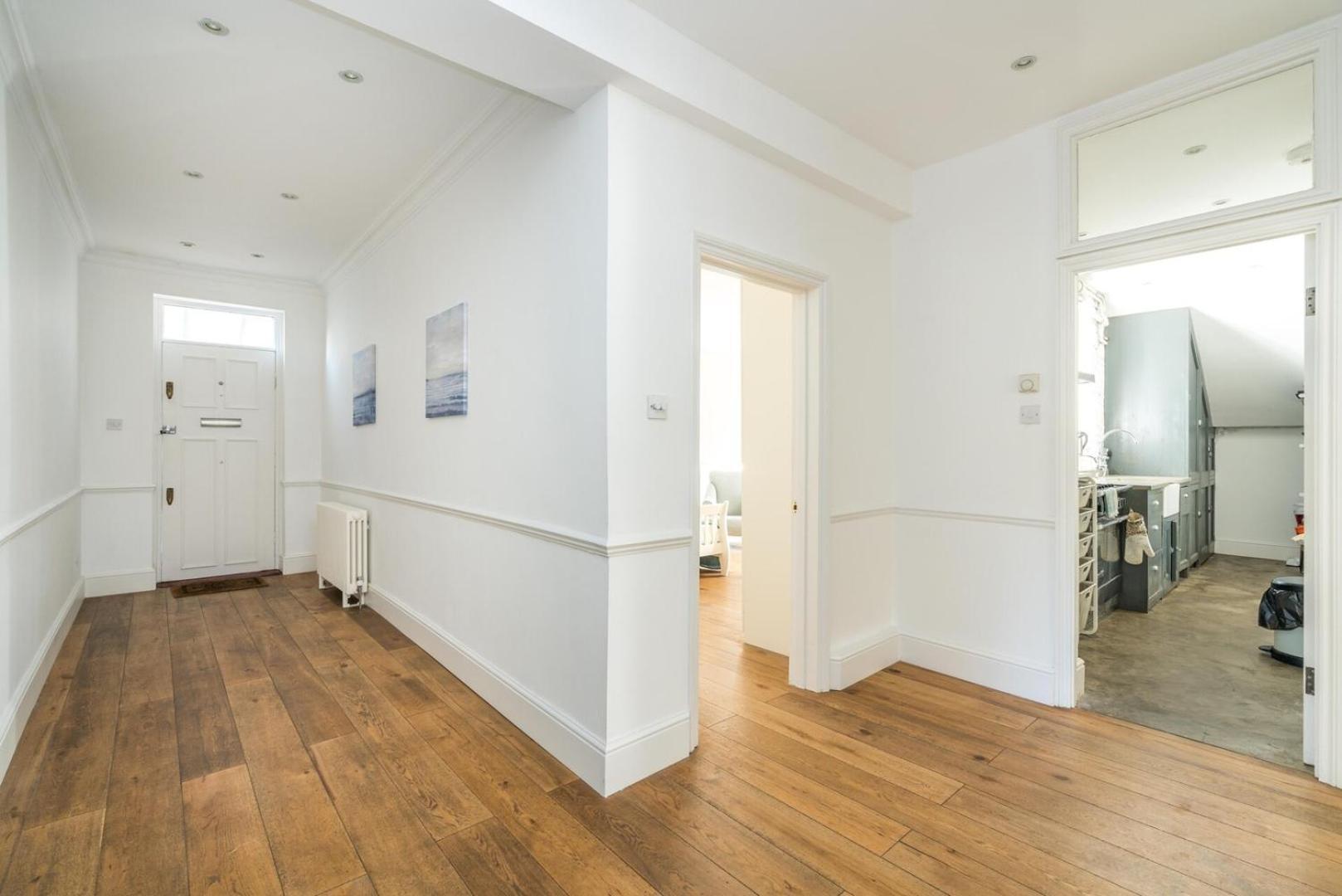 Fantastic 3 Bedroom Flat West Hampstead London Eksteriør billede
