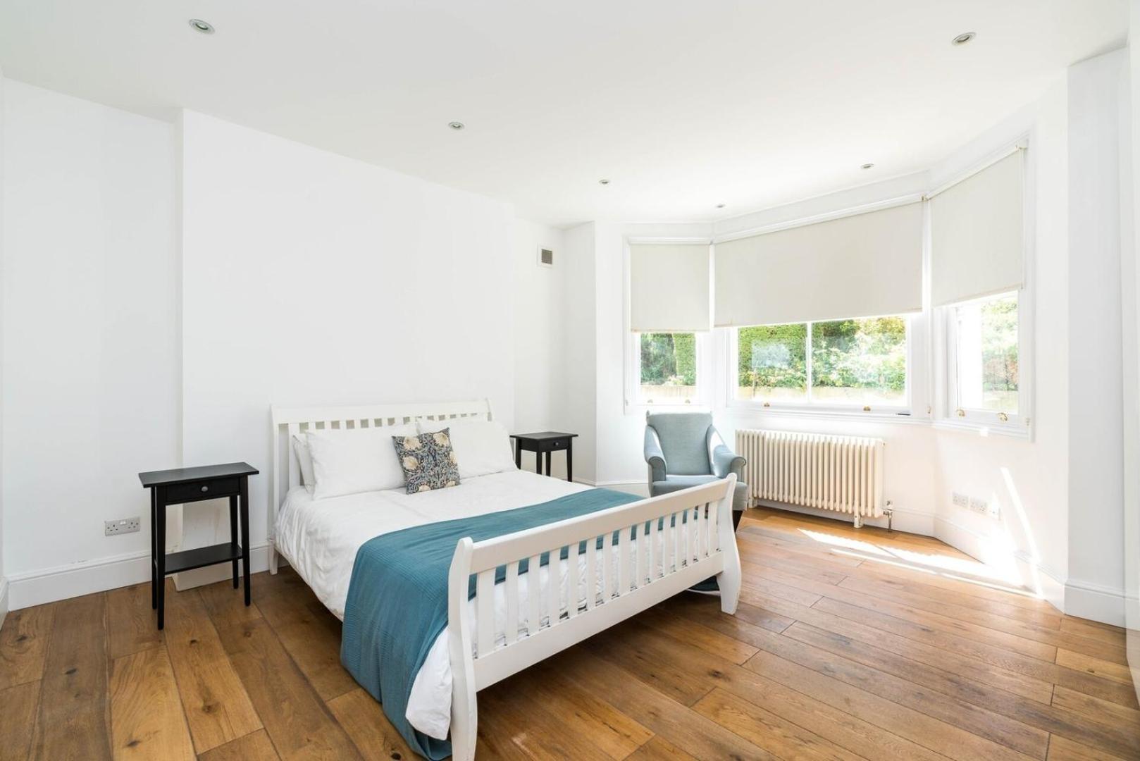 Fantastic 3 Bedroom Flat West Hampstead London Eksteriør billede